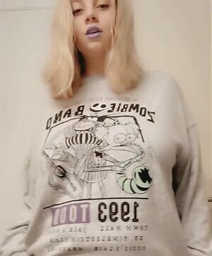 Morning drop, I wish you could feel how soft they are 💜