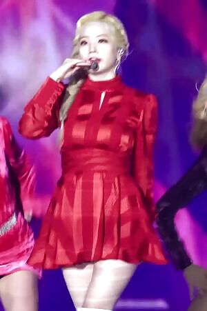 TWICE - Dahyun & Jihyo