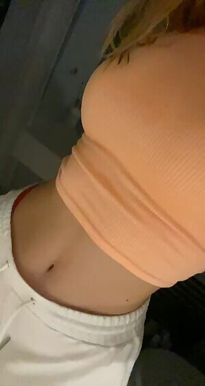 Would you let a curvy 2001 girl sit on your face?