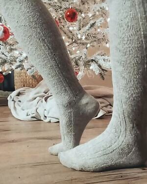 What do you think of my Christmas lingerie? Is it a winner?? 🎄🧸🎁