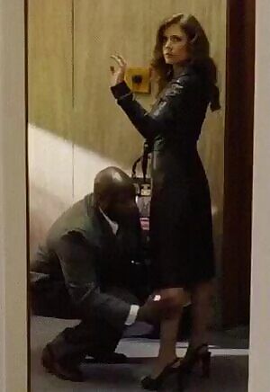 Fuck, I want to frisk Amy Adams. Sexy fucking mama