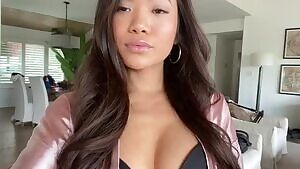 Vina Sky shot a VR porn video @RealJamVR