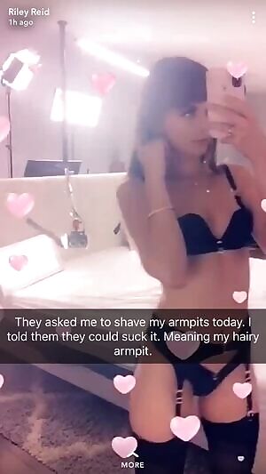 Hairy armpits. Yes or no?