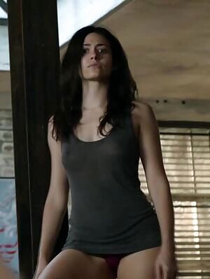 Emmy Rossum looks so hot