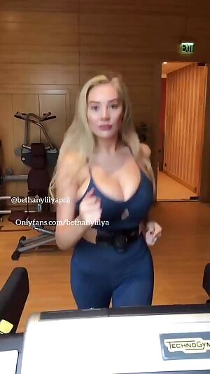 Beth Lily Working Out And Bouncing