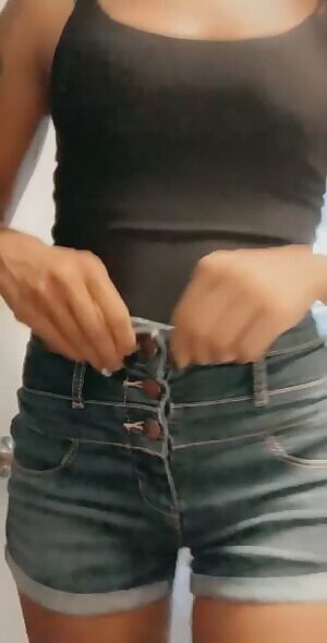 Nothing else to do....💁🏾‍♀️👙👀