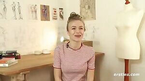 How a model becomes a nude model.