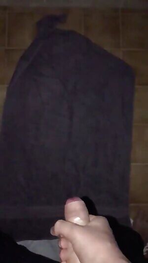 Reddit members makes me way too horny...