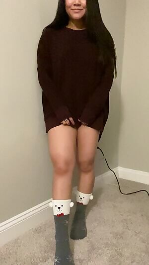 Join me for a much needed study break?🥺