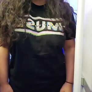 May I aMUSE you with a lil deceiving tshirt?