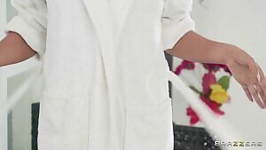 Anal At The Hotel Pool