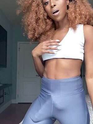 Do these leggings make my cock look big?