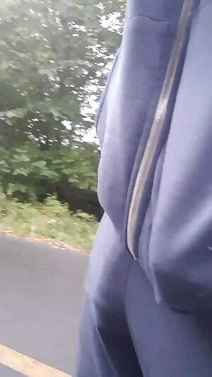 Freeballing before a jog 😜