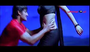 Isha Chawla's navel being churned 🔥