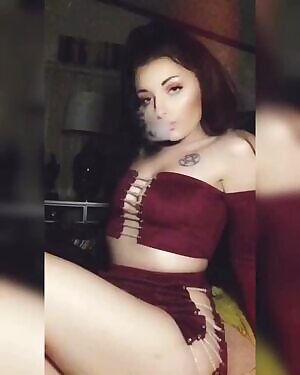 If you’re awake, you should totally add me on Snapchat. I’m bored af, and we can just send stupid smoking videos back and forth to each other🤷🏻‍♀️ lol.