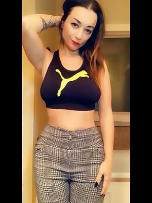 Sports bra drop and bounce