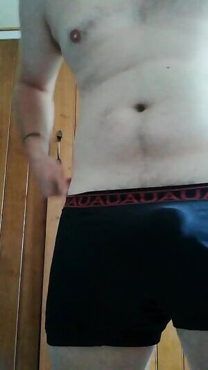 Could be a good morning today. If ladies of Reddit are feeling wild. Hi, from South Africa