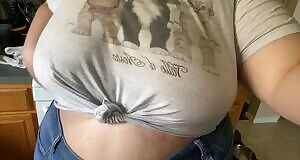 these tits are fucking HEAVY! who can give me a hand?💖