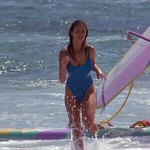 Ami Dolenz in Shes Out of Control