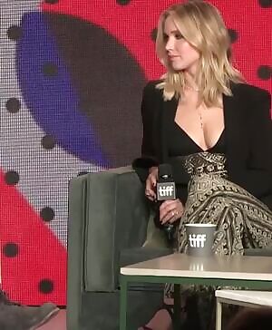 Jennifer Lawrence is sexy