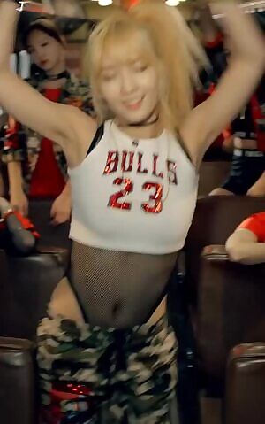 K-pop babes deserve to get fucked by BWC