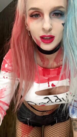 hi!! daddy's lil monster ))) do you want cum on my face daddy? 21 y.o.