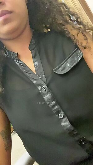 Shhh my boss is giving a presentation