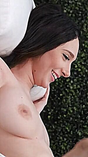 Skylar Vox Cums Hard