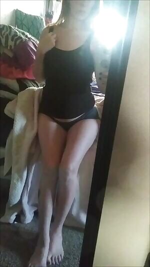 🎄Holiday sale🎄🎀$3.75 t sub🎀🔥MILF🔥🔗Link in comments🔗💌Treats in DM upon subscription💌