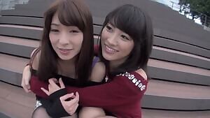 Couple's love-hate relationship played out in public