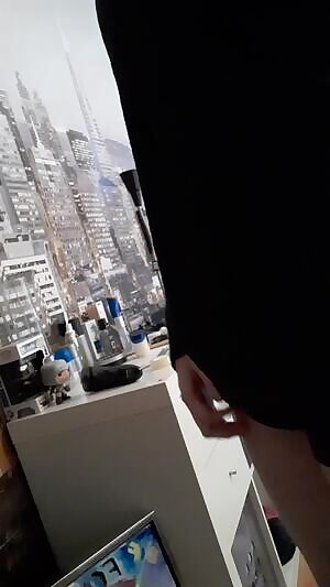 Peek a bu😆 going to bye some new panties wednesday and this thing can't stop going down by the thought of them🤩