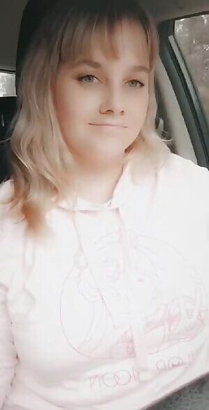 I hope you guys like naughty girls. I know I look sweet but I just can't help but magically take my clothes off... 😋