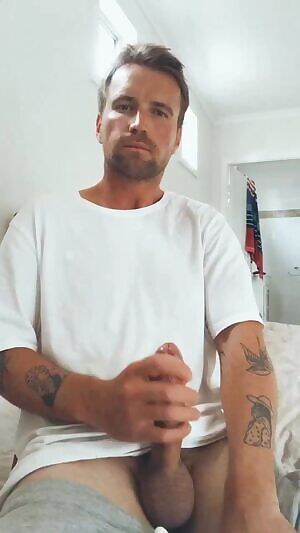 Need more than my hand 😏