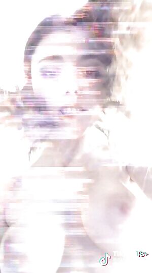 This Girl Knows How To Make A Man Horny